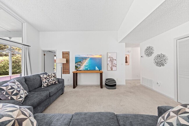 Building Photo - 3 Bedroom in the Heart of Niceville!