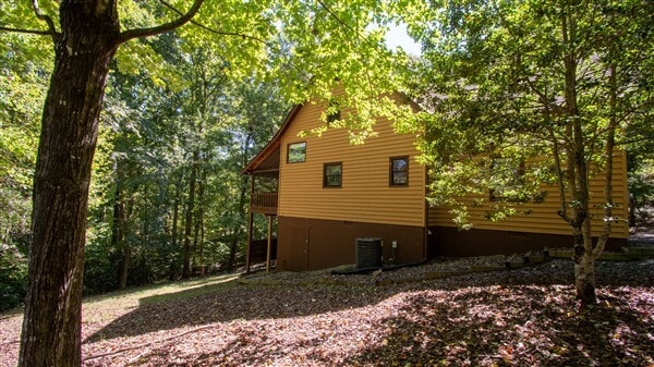 Building Photo - 328 Sharp Top Cir