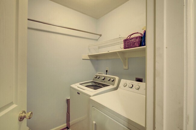 Building Photo - Call Sabrina Thomas Office at 757-767-0767 for more information