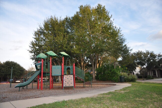 Building Photo - 5510 W Terrace Gable Cir