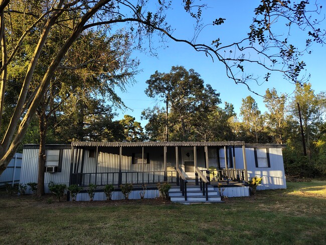 street view wi huge covered porch - 17406 Spruce Ln