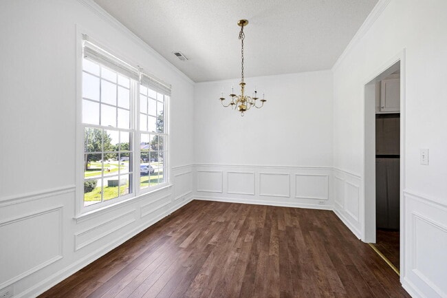 Building Photo - 707 Southshore Pkwy