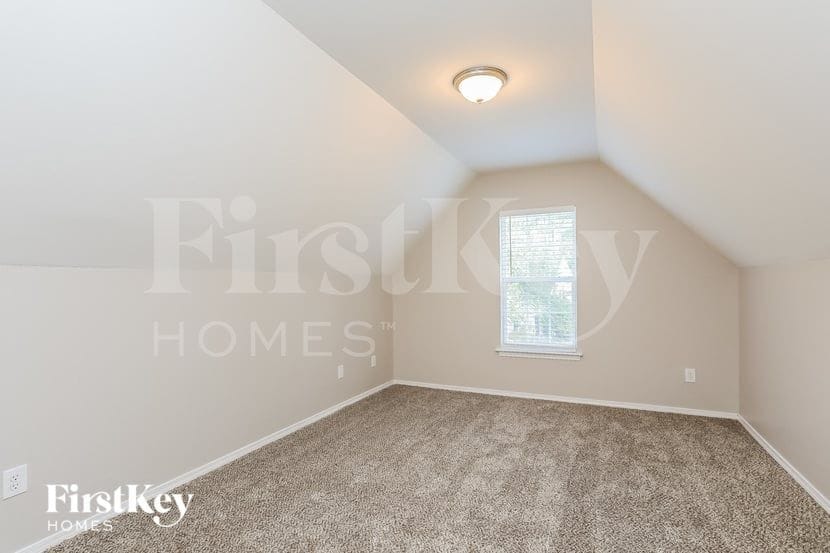 Building Photo - 5401 Cahaba Way