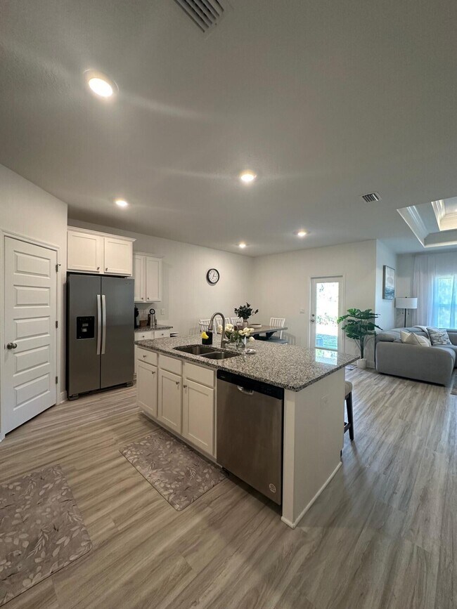 Building Photo - 7 Nest Ln