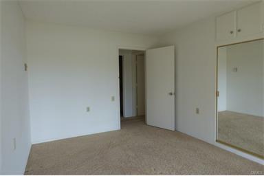 Building Photo - 2 Bedroom w/View