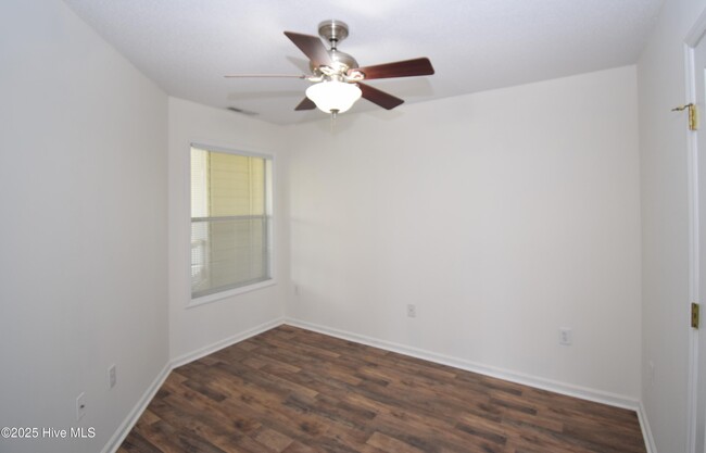 Building Photo - 531 Spring Forest Rd