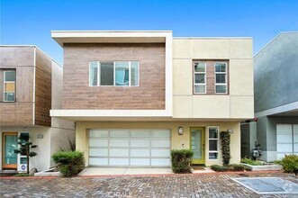 Building Photo - 2768 Wright Ln