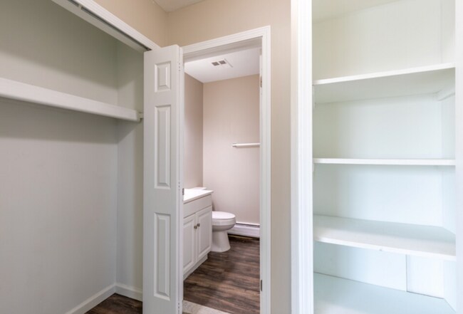 Building Photo - 1778 Goddard Rd