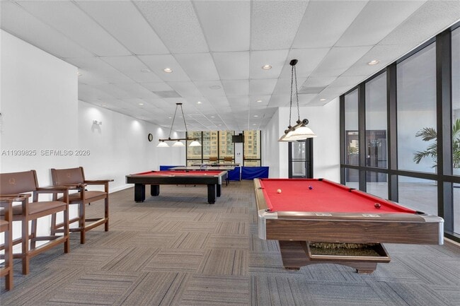 Building Photo - 2201 S Ocean Dr