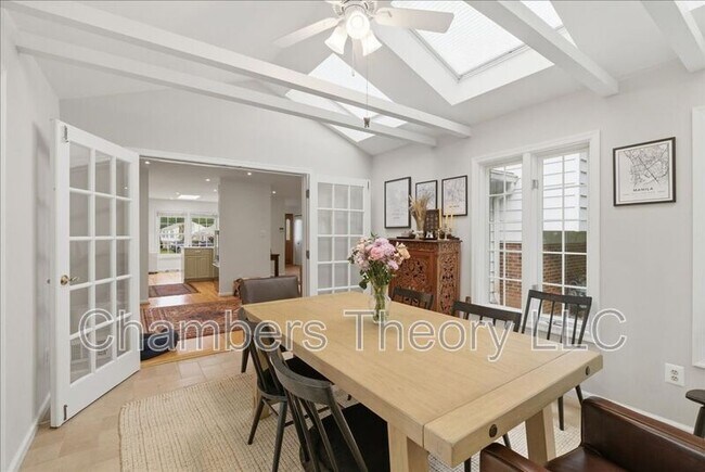 Building Photo - 9221 Talisman Dr