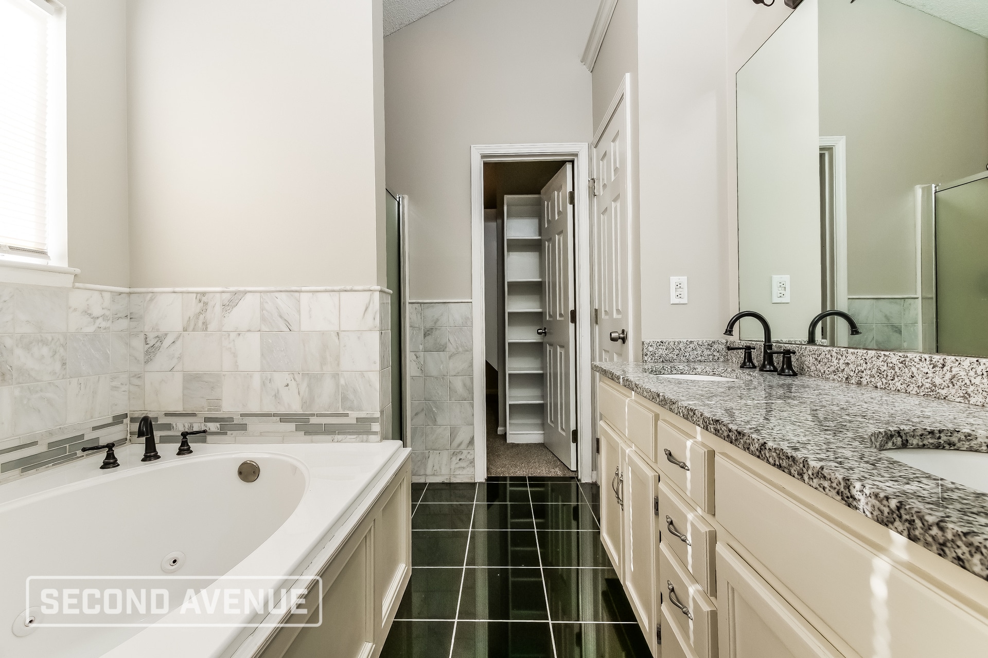 Building Photo - 3505 NW 84th Terrace