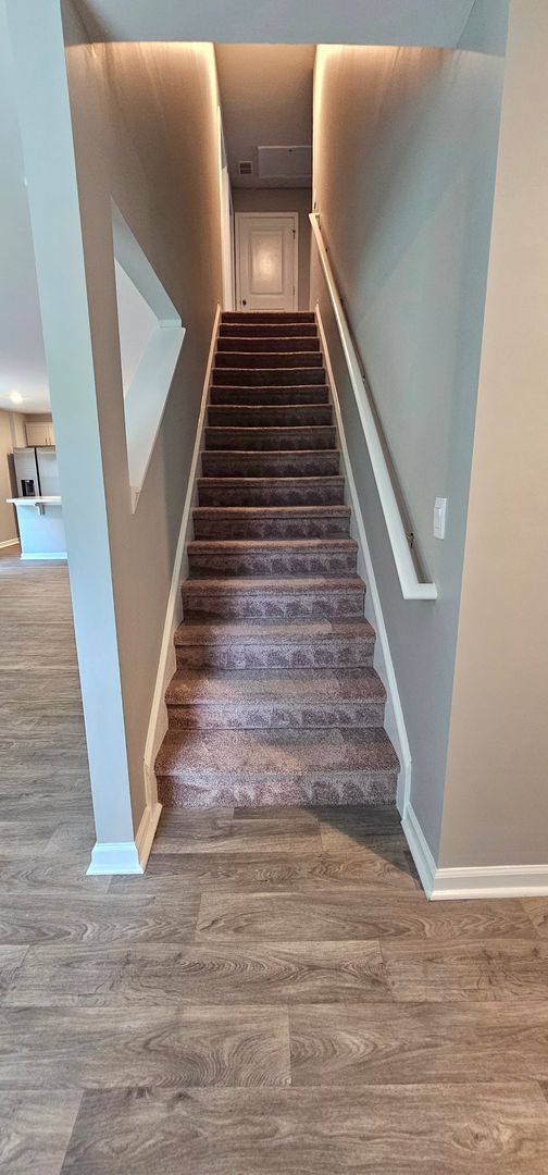 Building Photo - Luxury Meets Privacy in This 4-Bedroom Cul...