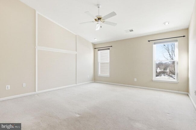 Building Photo - 21369 Sawyer Square