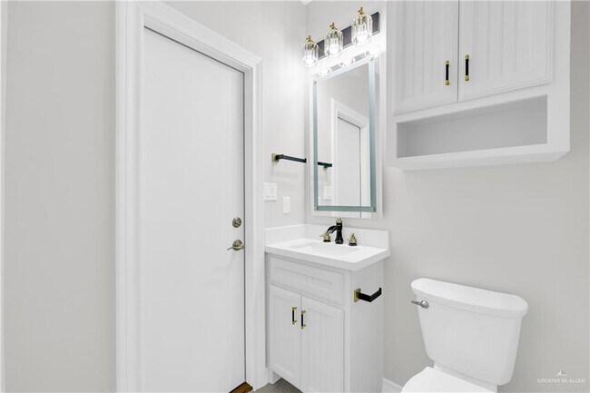 Building Photo - 38 N 48th St