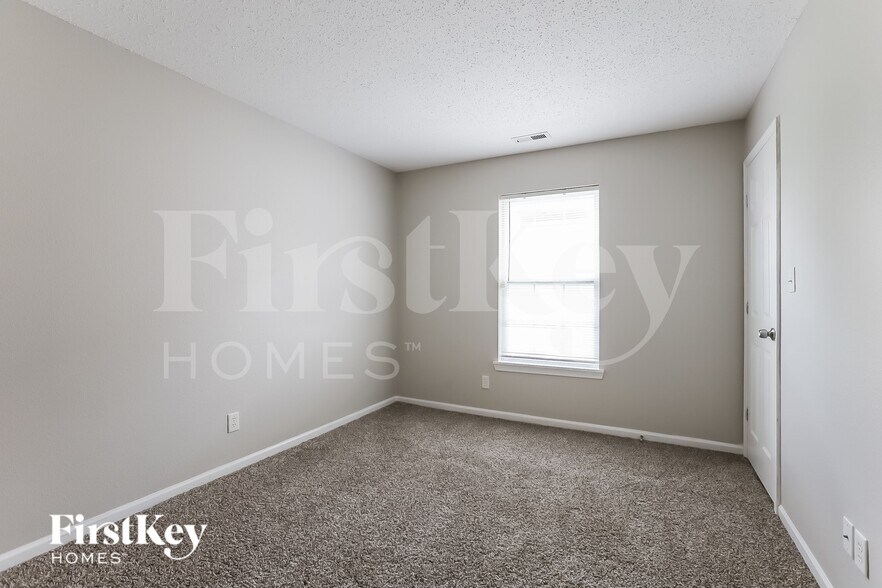 Building Photo - 5805 Dollar Forge Dr