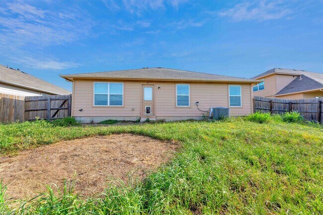 Building Photo - 18125 Ryegate Dr