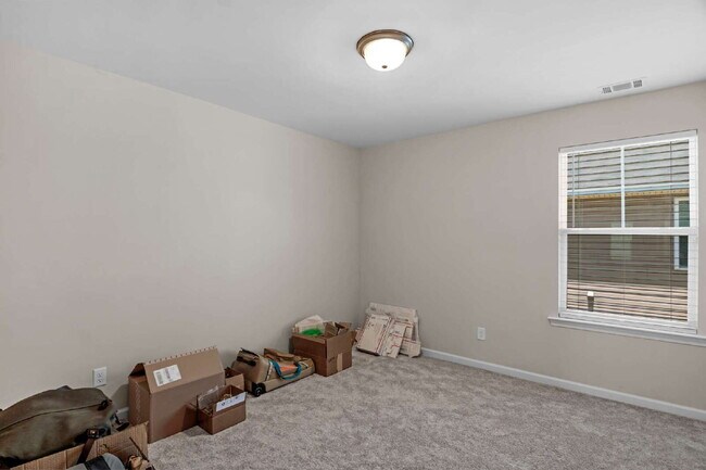 Building Photo - Fantastic home in Bradley Park.