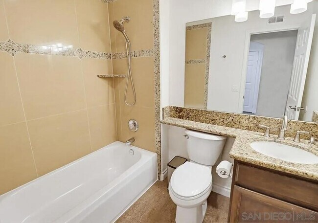 Building Photo - 1100 Corrales Ln