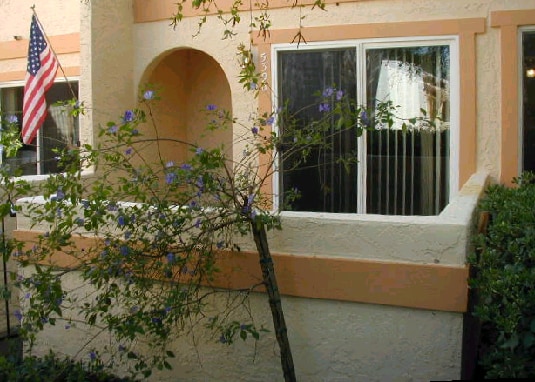 Building Photo - 539 Giuffrida Ave