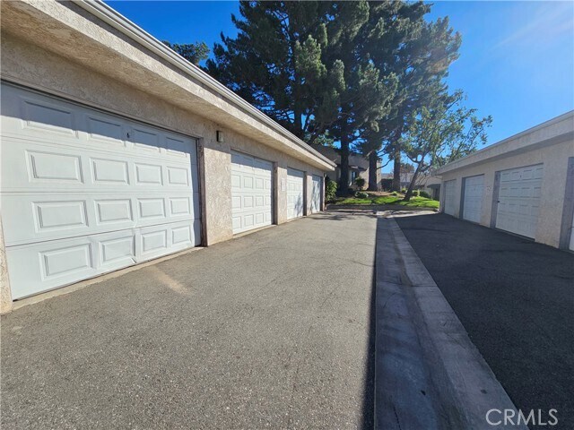 Building Photo - 7001 Church St