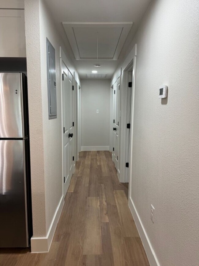 Building Photo - Welcome to Your Ideal Home: 3-Bedroom, 2-Bath Gem Near UNT and Downtown!