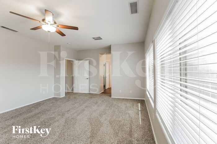 Building Photo - 5221 S 53rd Ave