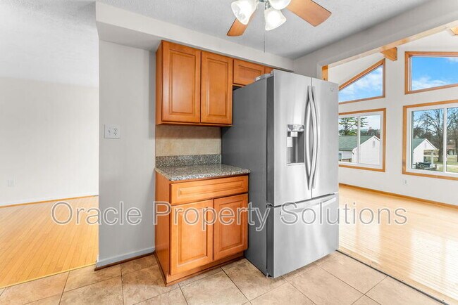 Building Photo - 6634 Dovecote Dr