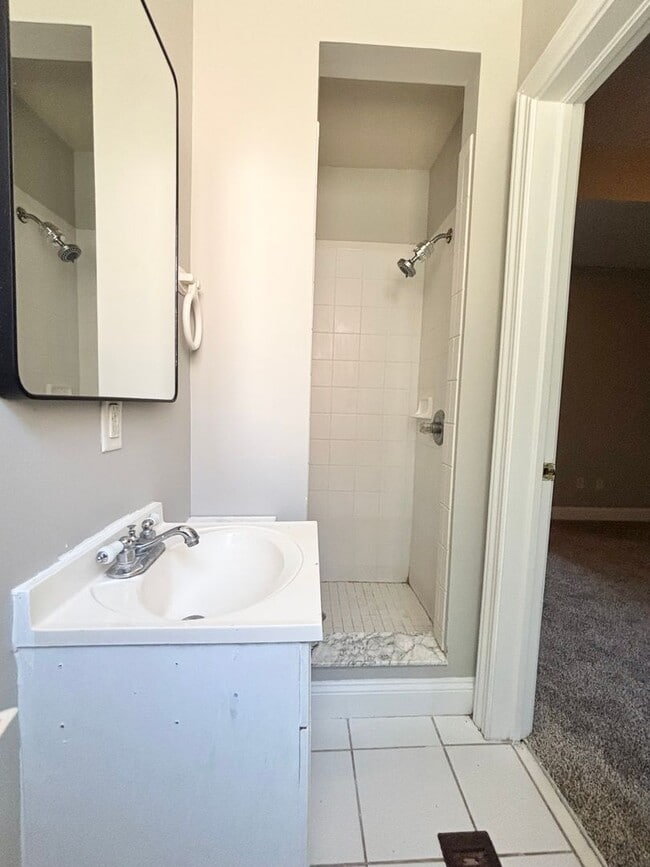 Building Photo - 6TH311  8