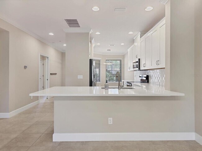 Building Photo - 13604 Messina Loop
