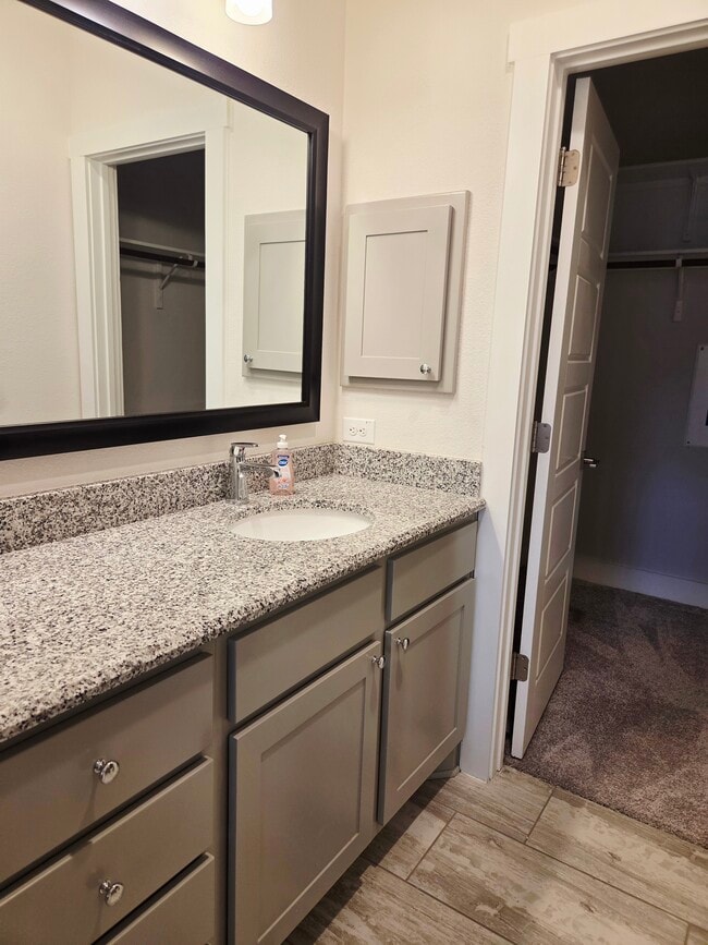 Building Photo - 441 Natalen Ave