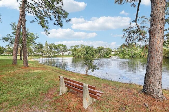 Building Photo - 1526 Winter Green Blvd