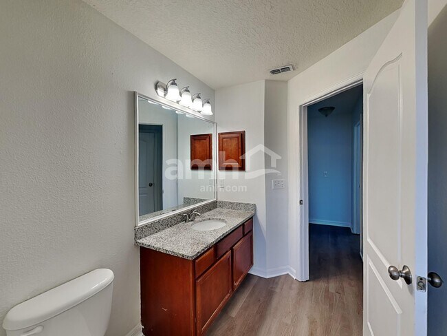 Building Photo - 1221 Mt McKinley Ct