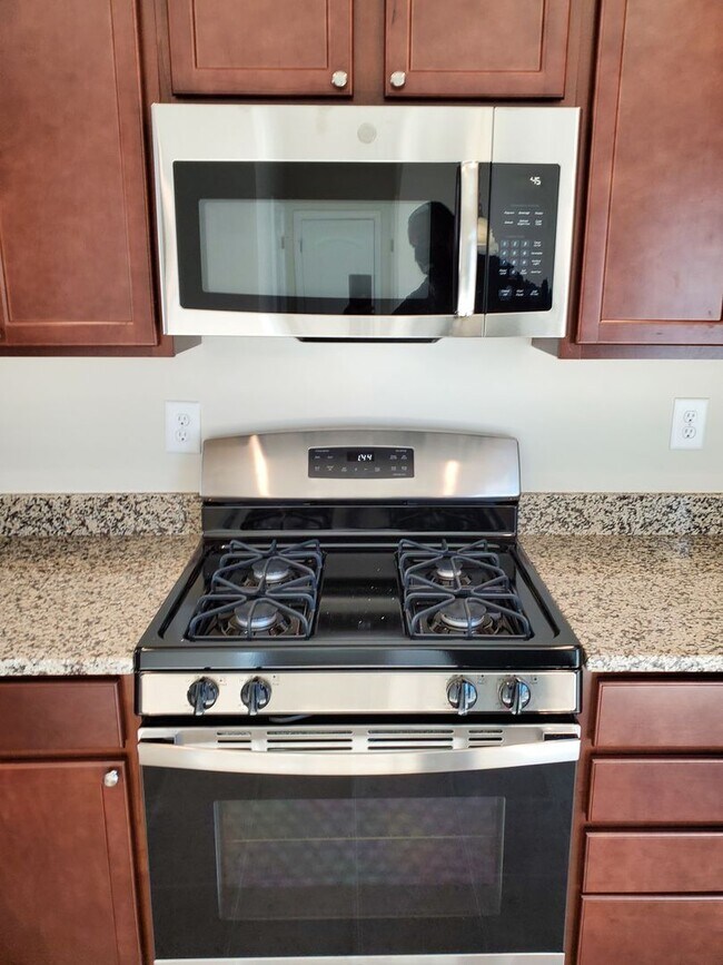 Building Photo - 7421 Sienna Heights Pl