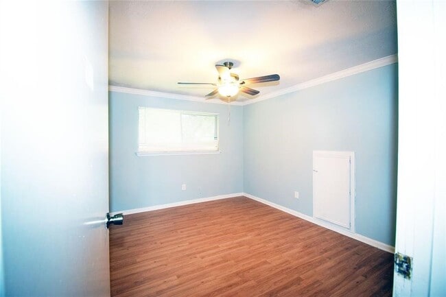 Building Photo - 1806 Cedarwood Ct
