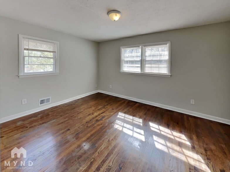 Building Photo - 7614 Connell Dr