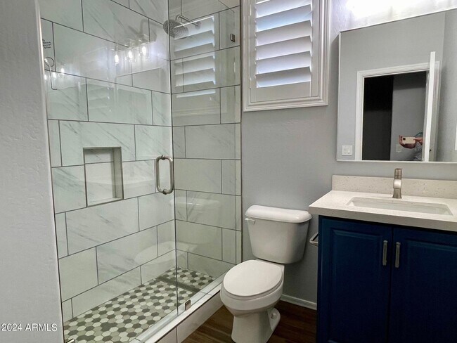 Building Photo - 26880 N 99th Dr