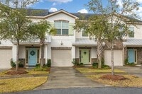 Building Photo - 1702 Mariners Cir