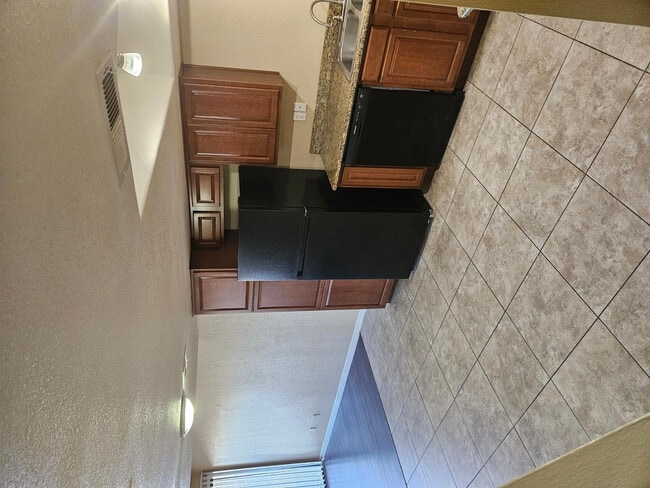 Building Photo - 885 N Granite Reef Rd