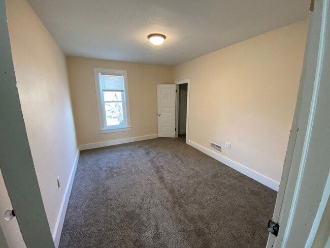 Building Photo - Beautiful Home In Berrien Springs
