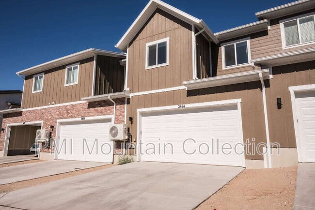 Building Photo - 2484 Wildwood Ln