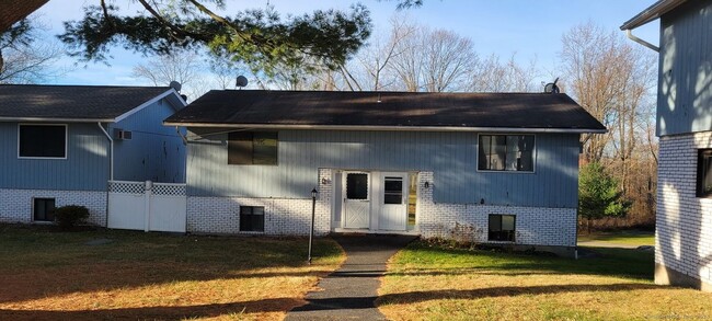 Primary Photo - 60 Whisconier Rd