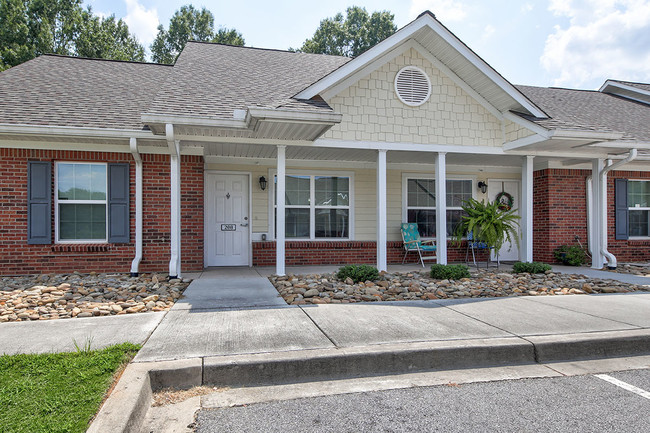 Building Photo - Saluda Commons