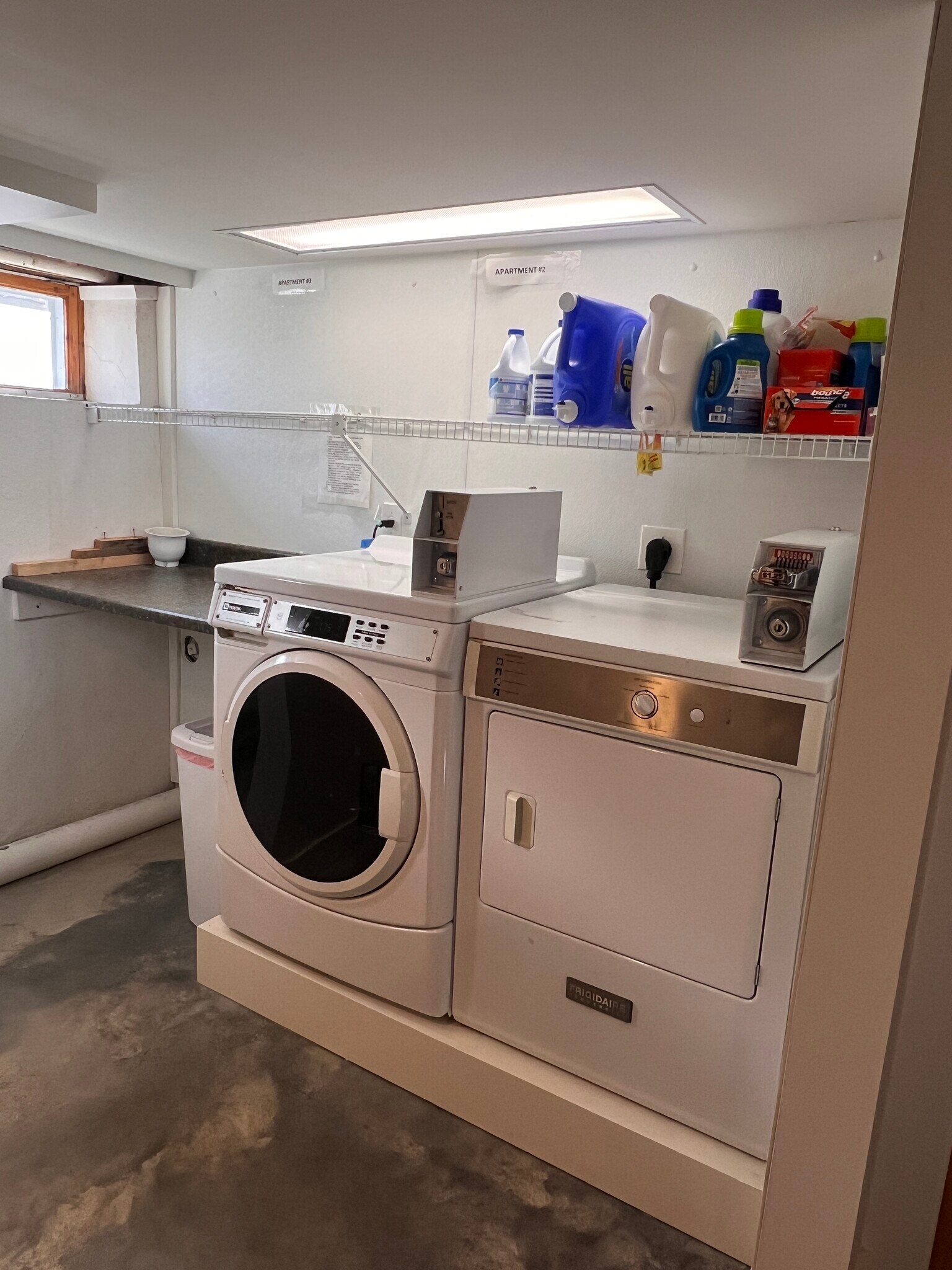 Building Photo - 24 Proctor St