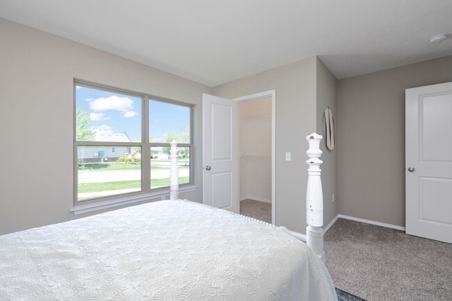 Building Photo - Beautiful 4 Bedroom Rental in Nixa with a ...
