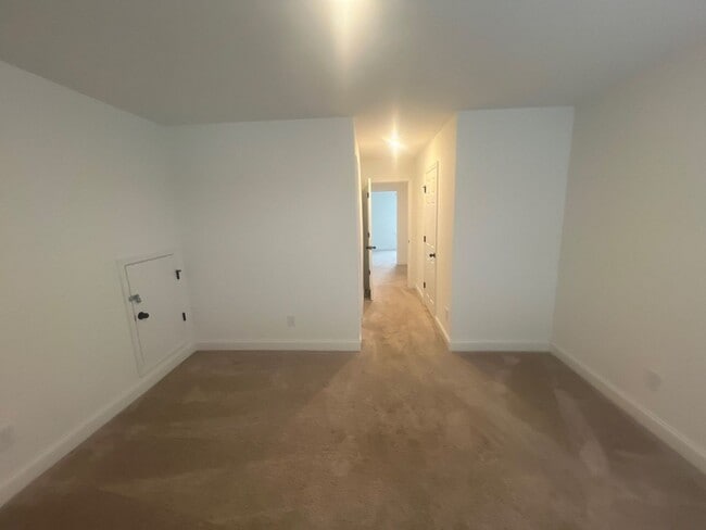 Building Photo - 312 Traywick Pl