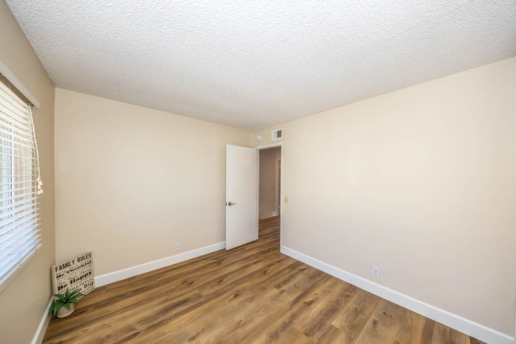 Building Photo - 21 Ashbrook