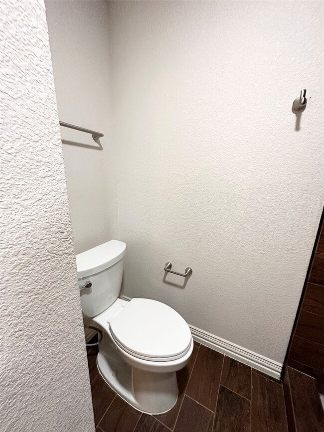 Building Photo - 8935 Gaylord Dr