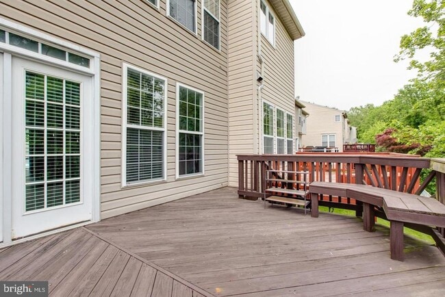 Building Photo - 8832 Papillon Dr