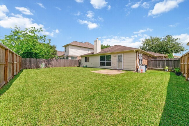 Building Photo - 8123 Solara Bend Ct