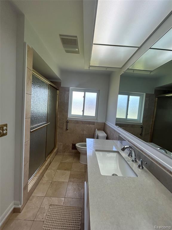 Building Photo - 129 Pleasant Lake Dr